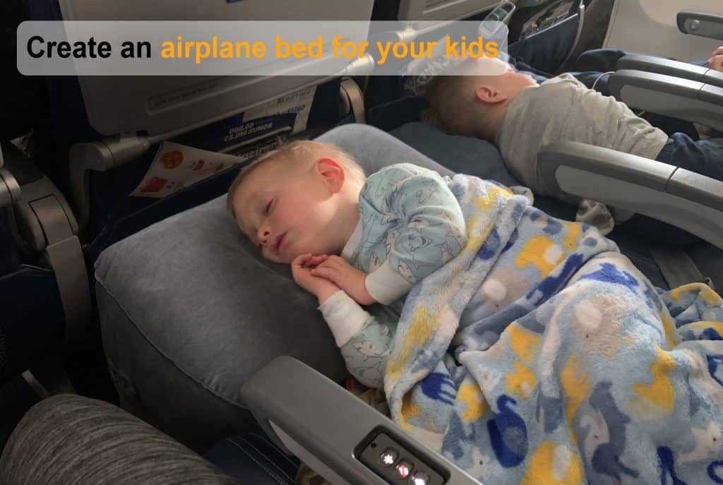 Maliton Airplane Footrest